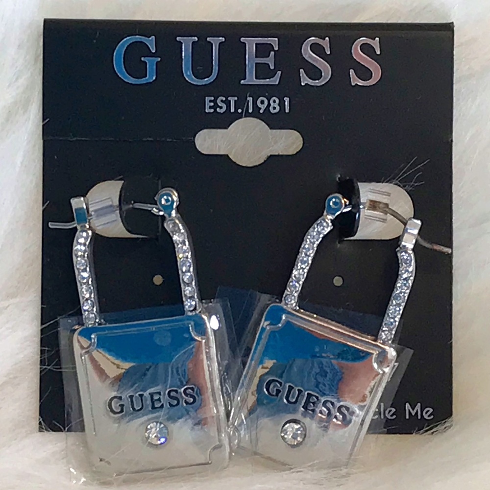 ⭐️Host Pick⭐️Best In Jewelry⭐️ NWT Guess Padlock Earrings With Rhinestones